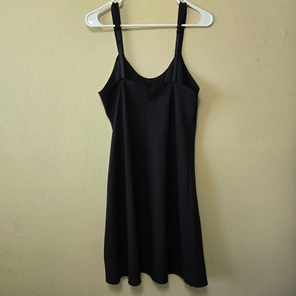 Vanity Fair Vintage Black Full Slip Slipdress Pleated Bodice Scalloped Hem Sz 36
